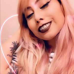 Meet your Posher, Vanessa